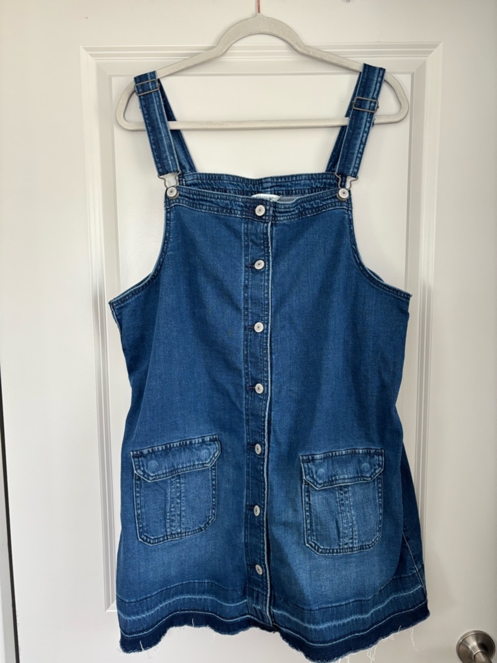 American Eagle Denim Button-down Jumper. Adjustable Straps. 4 pockets. XL